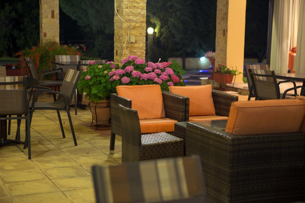 Aeolian Gaea Hotel Skala Kallonis Ngoại thất bức ảnh